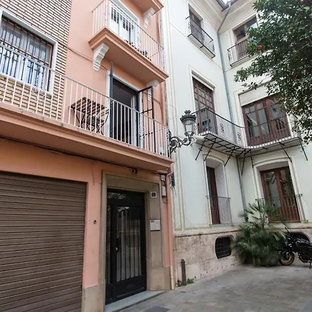 Tranquilo En Plaza Cisneros Apartamento